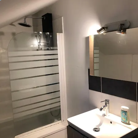 Appart Hotel Le Victor Hugo Art Mechanical Et Sa Pizza Offerte Aurillac Exterior photo